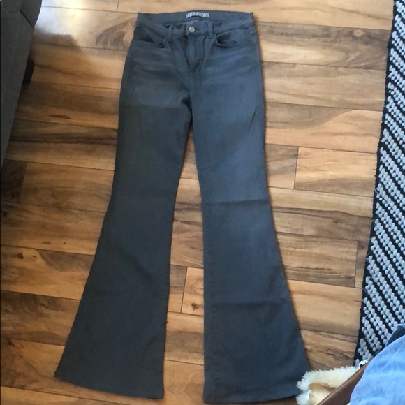 BRAND NEW J BRAND WINK FLARED JEANS - Picture 2 of 6